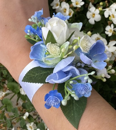 Blue and White Wrist Corsage - image 3