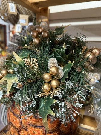 7" Pick Gold Berries Fern Holly