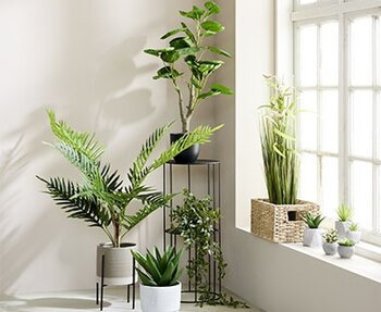Artificial plants and trees