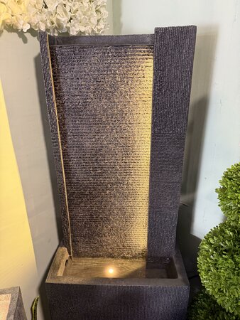 BRAID WATER WALL