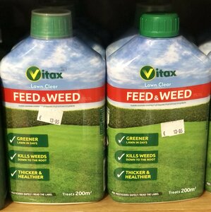 Vitax Greenup Lawn Care Feed & Weed 1l