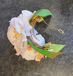 Handmade White Floral Ponytail Clip - image 4