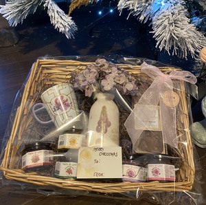 Luxury Hamper for Her - image 2
