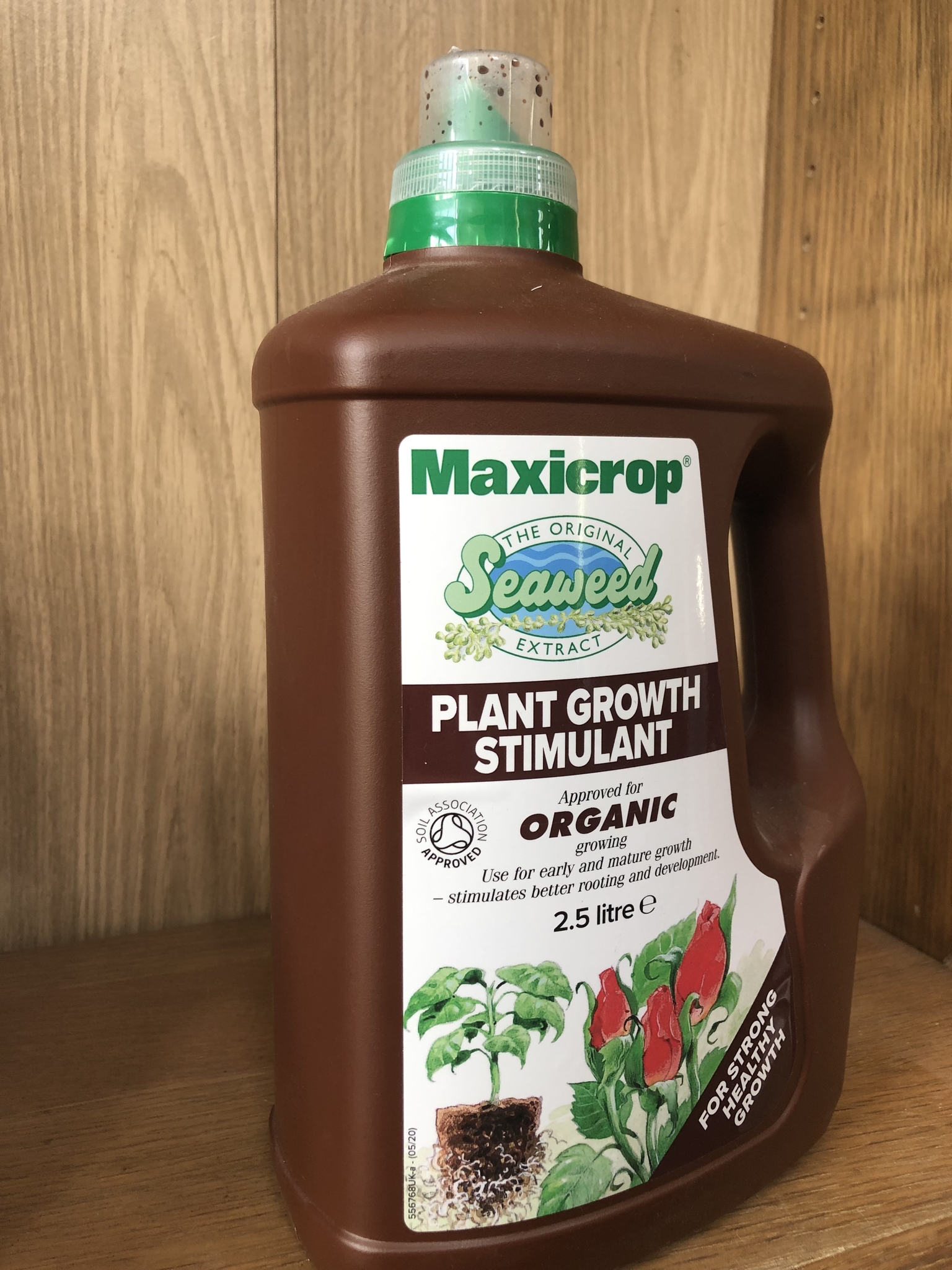 Maxicrop Plant Growth Stimulant D and M Garden Centre