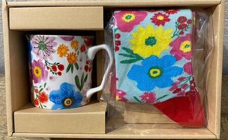 Mug/ Sock Set Buds