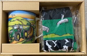 Mug/ Sock Set Tractor