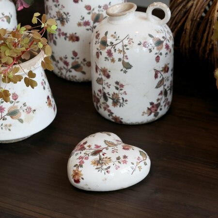 Nancy Heart w. floral motif