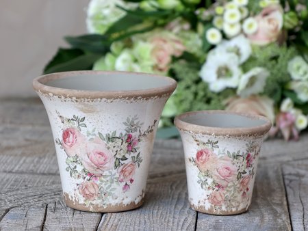 Naves Flowerpot w. rose pattern