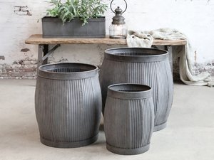 Old French Flowerpots w. grooves Sm