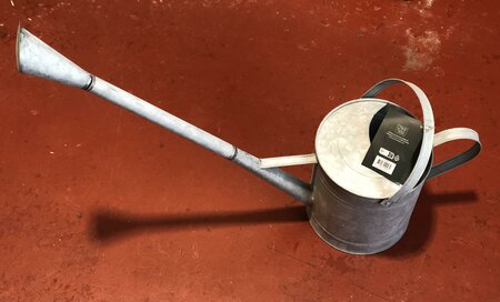 OLD ZINC WATERING CAN LNG SPOUT