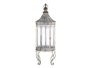 Vire Lantern on foot w. decor