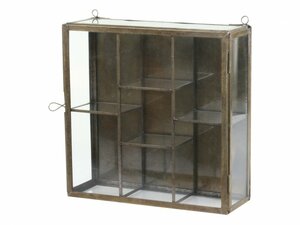 Wall Cabinet in glass