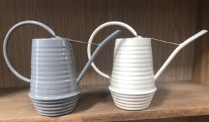 Watering can ass.