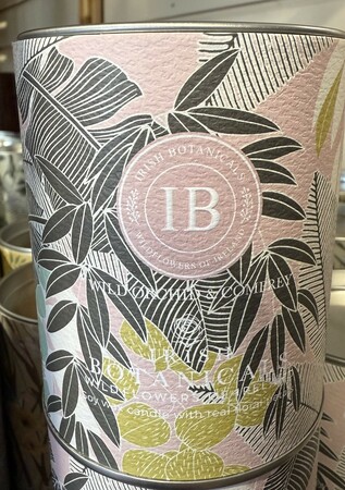 WILDFLOWERS WILD ORCHID AND COMFREY -TIN CANDLE