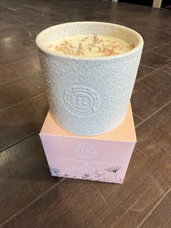 WILDFLOWERS-WILD ORCHID AND COMFREYCERAMIC CANDLE