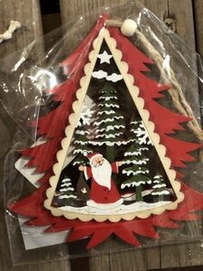 Wooden Tree Hanger 11.5