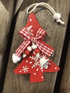Wooden Tree Red Hangin